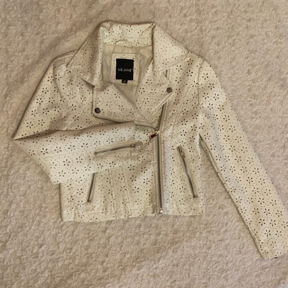 Me Jane Other - ✨ME JANE leather white jacket